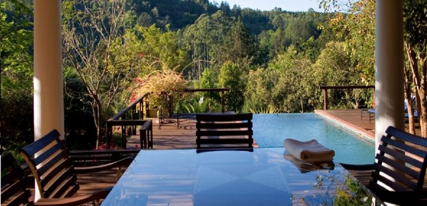 Rare Lowveld Lifestyle Farm with Luxury Boutique Lodge Rare Lowveld Lifestyle Farm with Luxury Boutique Lodge